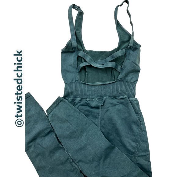 💚Free People Movement Good Karma Onesie - Shark 💚 M/L MSRP $98 - Picture 6 of 8